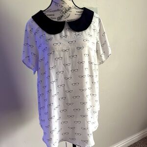 Torrid Black White eye glasses Peter Pan Collar Georgette Blouse Size 0